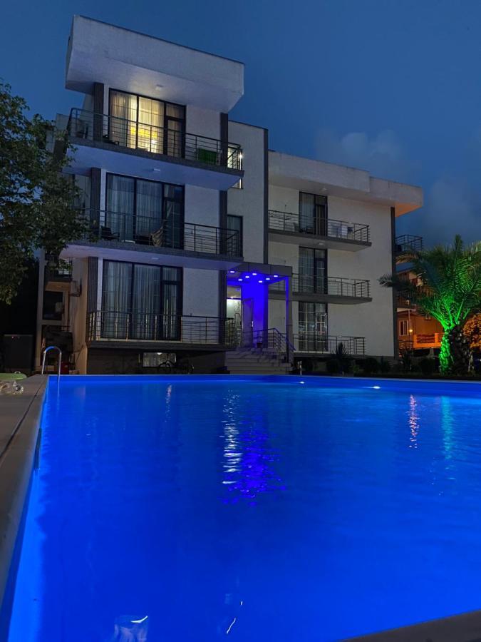 Riva Hotel Kobuleti Exterior photo